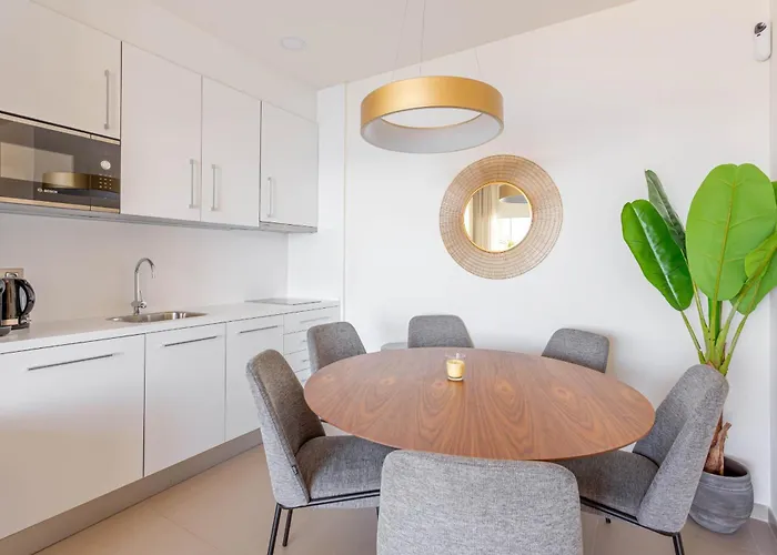Intempo By Holuxe - 302 - 30th Floor Appartement *